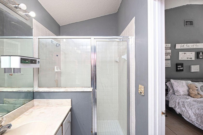 Seller offering up to $5,000 toward buyer closing costs! Welcome - photo 23