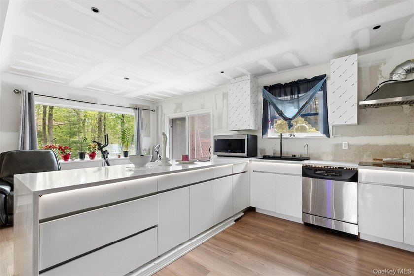 Welcome to a property defined by its extraordinary space and - photo 26
