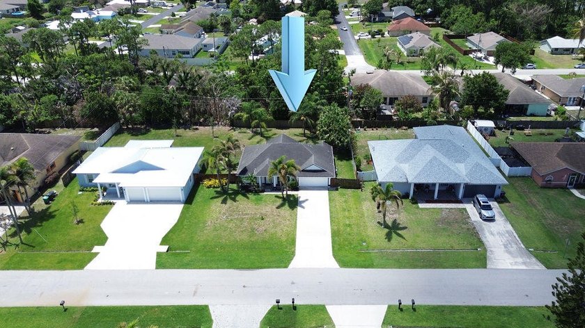 Seller offering up to $5,000 toward buyer closing costs! Welcome - photo 35
