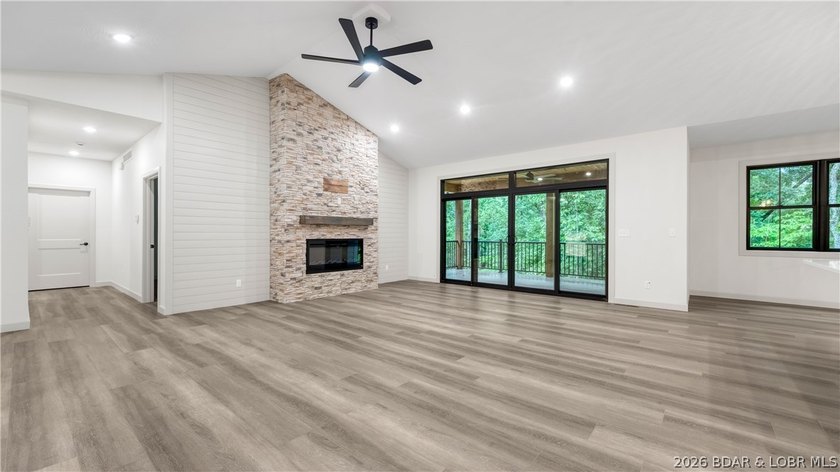This newly constructed home showcases exceptional craftsmanship - photo 7