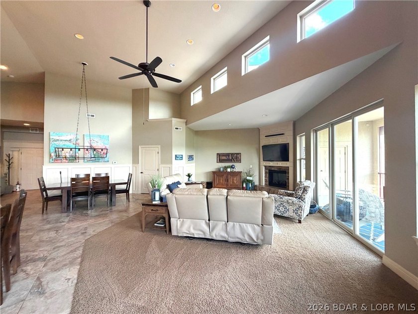 Lakefront living at its finest! Luxurious Setting with Stunning - photo 3