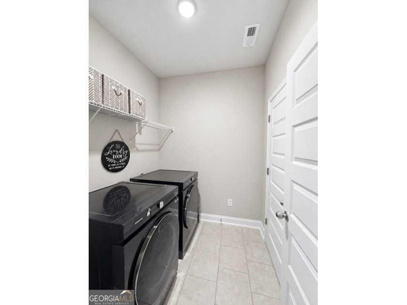 Experience modern luxury and effortless living at 2235 Manor - photo 40