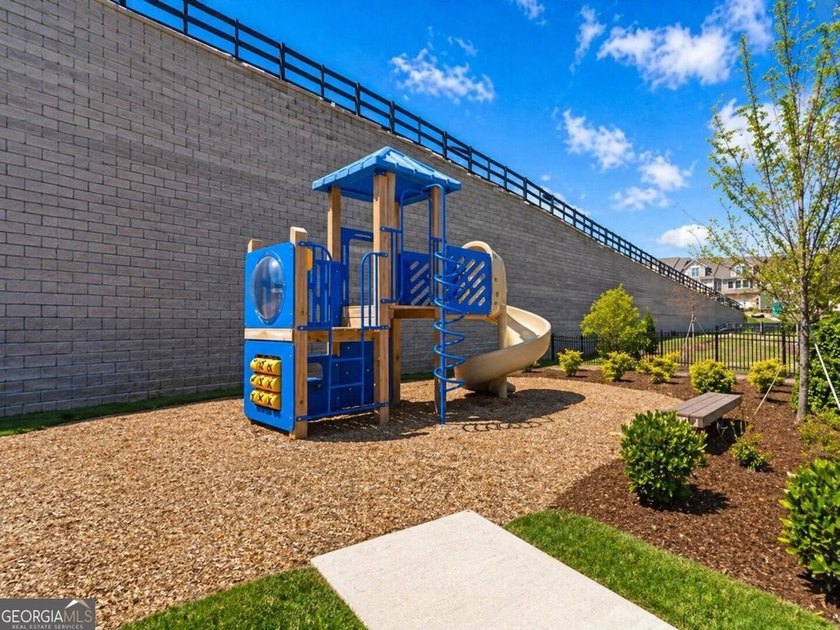 Experience modern luxury and effortless living at 2235 Manor - photo 47