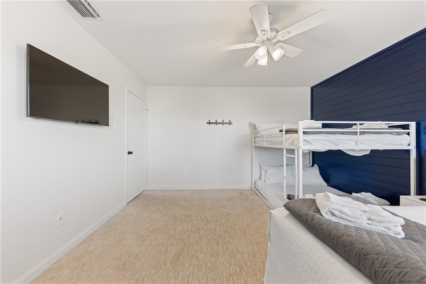 Experience the epitome of coastal luxury living with - photo 13