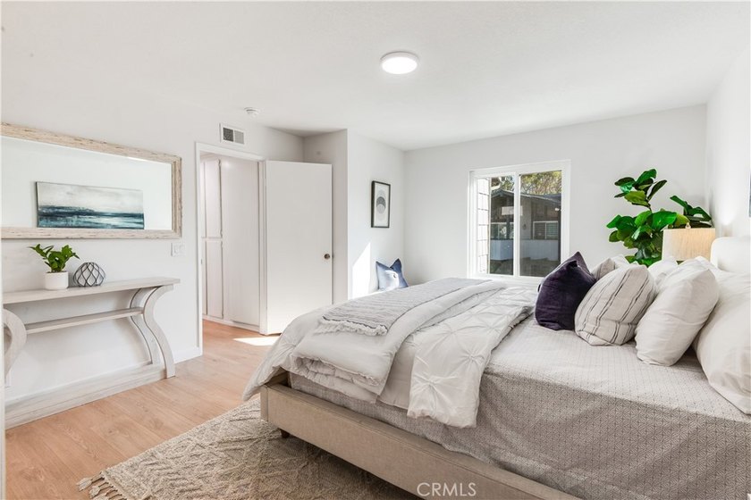 Beautifully updated 2-bedroom, 2-bathroom condo located in the - photo 18