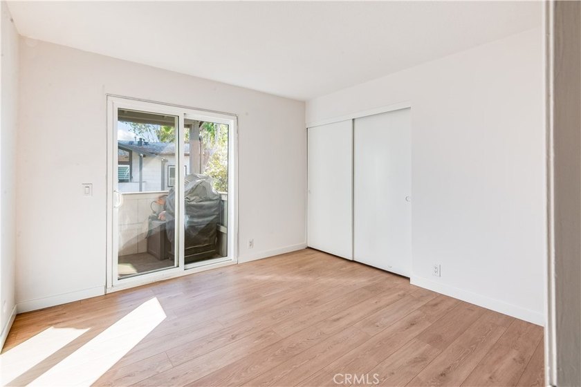 Beautifully updated 2-bedroom, 2-bathroom condo located in the - photo 21