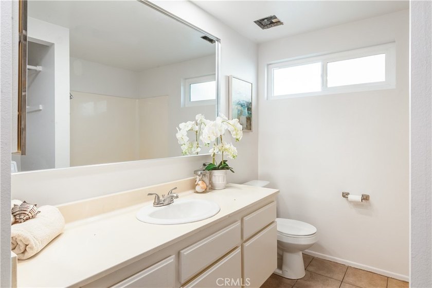 Beautifully updated 2-bedroom, 2-bathroom condo located in the - photo 22