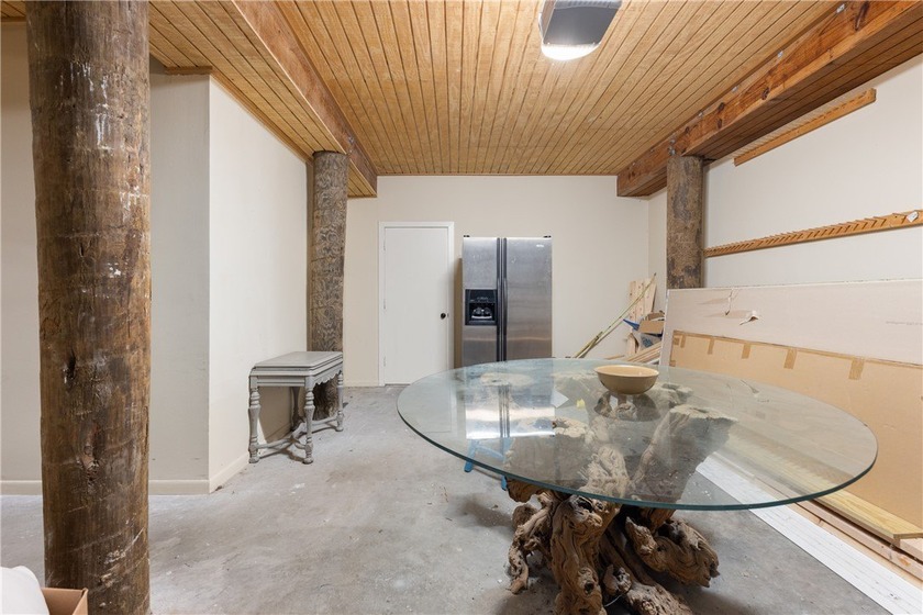 Experience the epitome of coastal luxury living with - photo 27