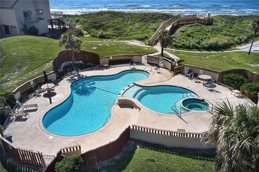 Experience the epitome of coastal luxury living with - photo 34