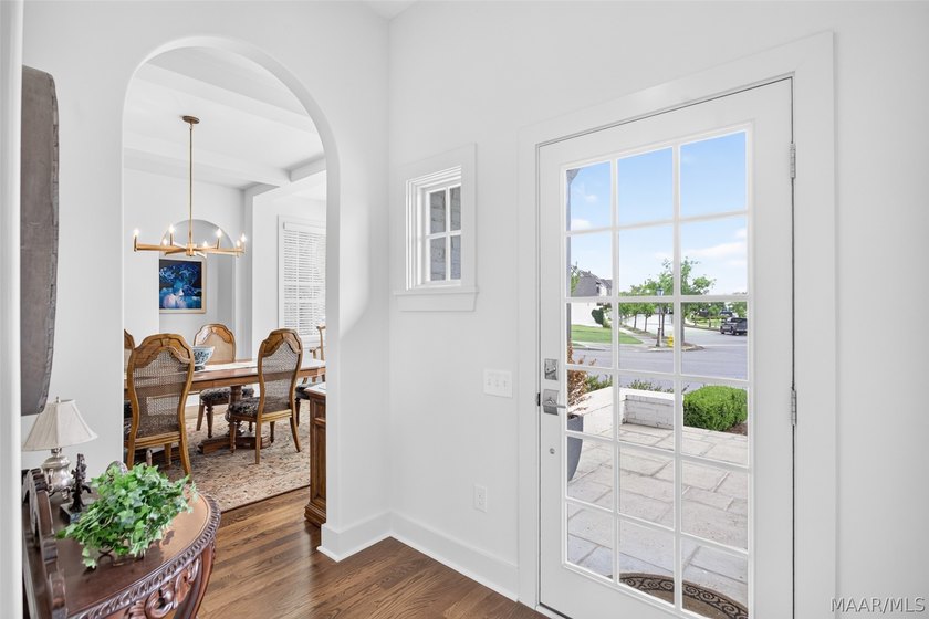 Experience luxury living in this one of a kind Ledbury in - photo 4
