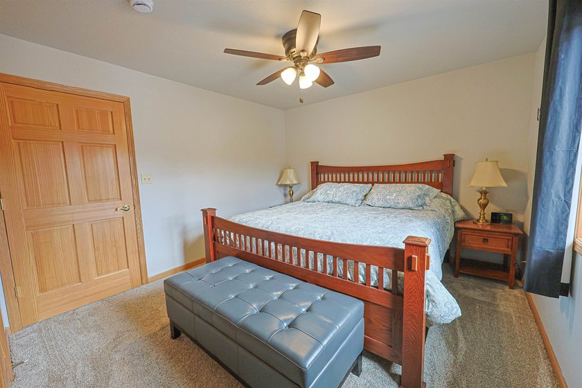 Condo MLS #50323380. Welcome to your perfect riverside retreat - photo 13