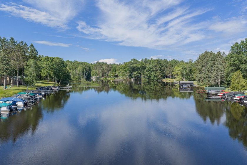 Condo MLS #50323380. Welcome to your perfect riverside retreat - photo 19