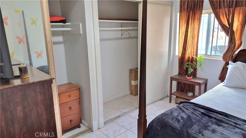 3 bedrooms 2 baths home in a nice area of the west side of Long - photo 31