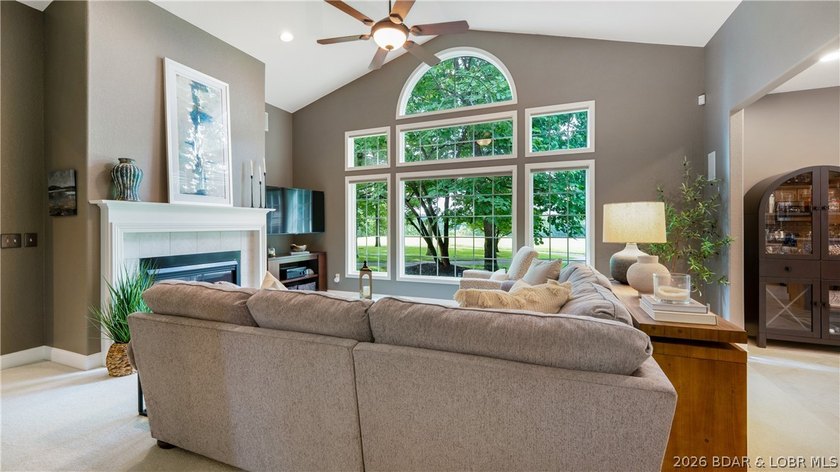 Where Golf, Lake Living &amp; Luxury Come Together - Perfectly - photo 6