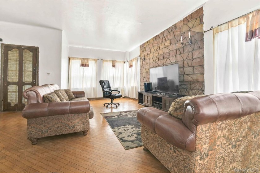 Welcome to 224 East 55th Street, a well-maintained mixed-use - photo 6