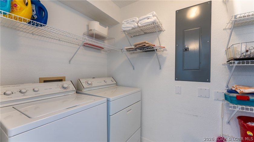 Welcome to this spacious 3 bedroom, 3 bath top-floor condo at - photo 9