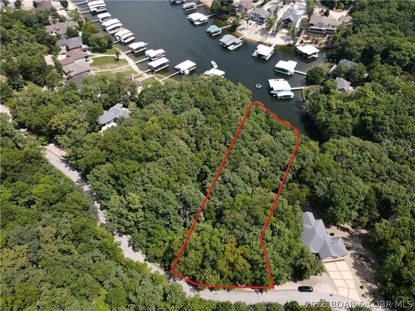 Discover the opportunity to build your dream home on this - photo 2