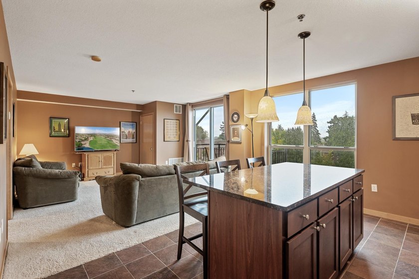 Maintenance free living at its finest in this well cared for - photo 17