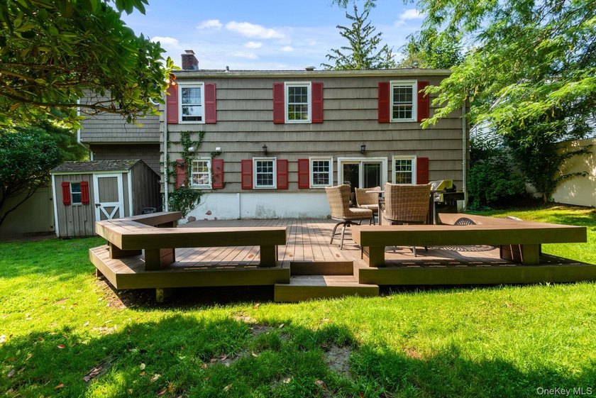 Step into this beautifully renovated 3-bedroom, 2-bath home - photo 18