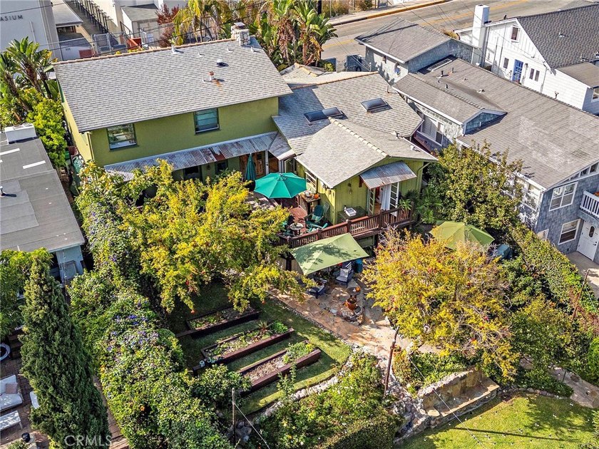 This beautifully maintained 4-bedroom, 3-bath home captures the - photo 33