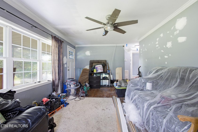 Charming, Affordable Don't miss this 3-bedroom, 2-bath home - photo 13