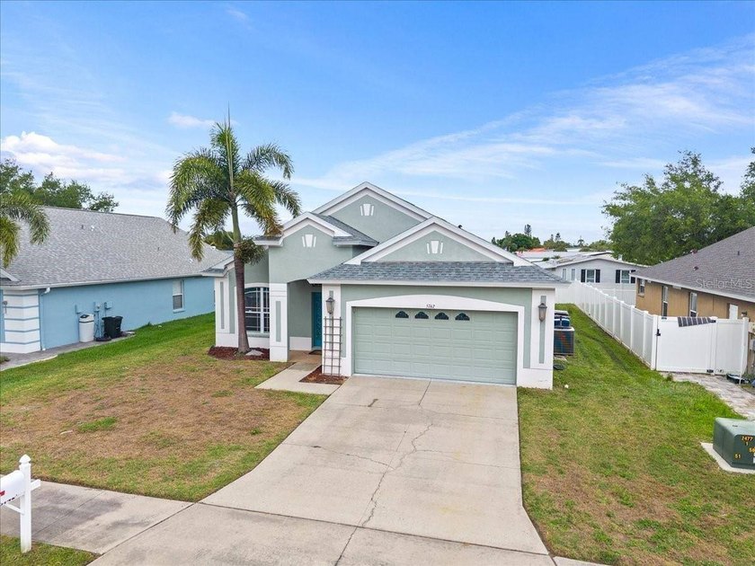 Under contract-accepting backup offers. NEW PRICE in Silverlake! - photo 2