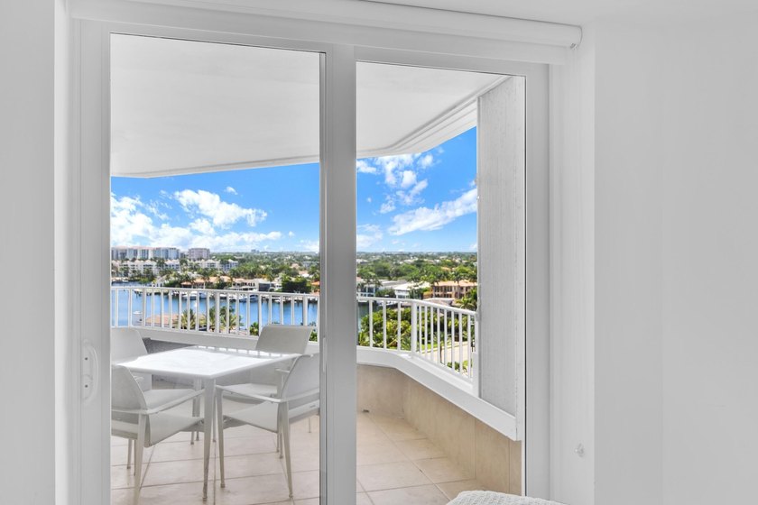 Sweeping Atlantic Ocean views and spectacular sunrises define - photo 25