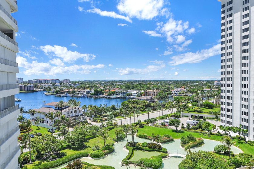 Sweeping Atlantic Ocean views and spectacular sunrises define - photo 30