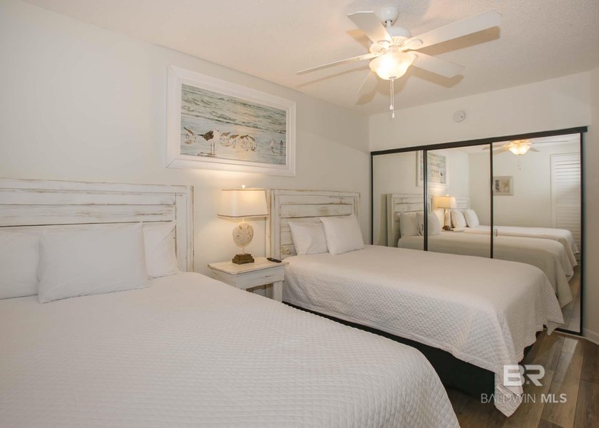 Offering stunning panoramic views of the Gulf of Mexico, this - photo 22