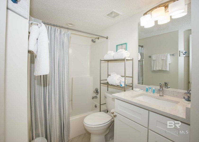 Offering stunning panoramic views of the Gulf of Mexico, this - photo 25