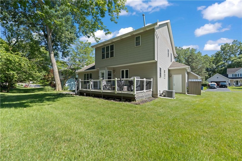 Tucked away on a private cul-de-sac in the highly desirable West - photo 35