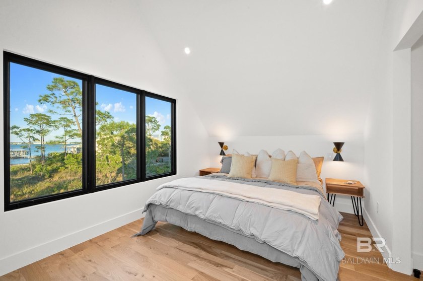 Luxury Waterfront Living on Ono Island | Offered Fully Furnished - photo 21