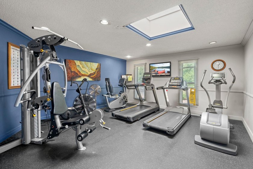 Rare opportunity to own a stunning 4th-floor corner unit in the - photo 38