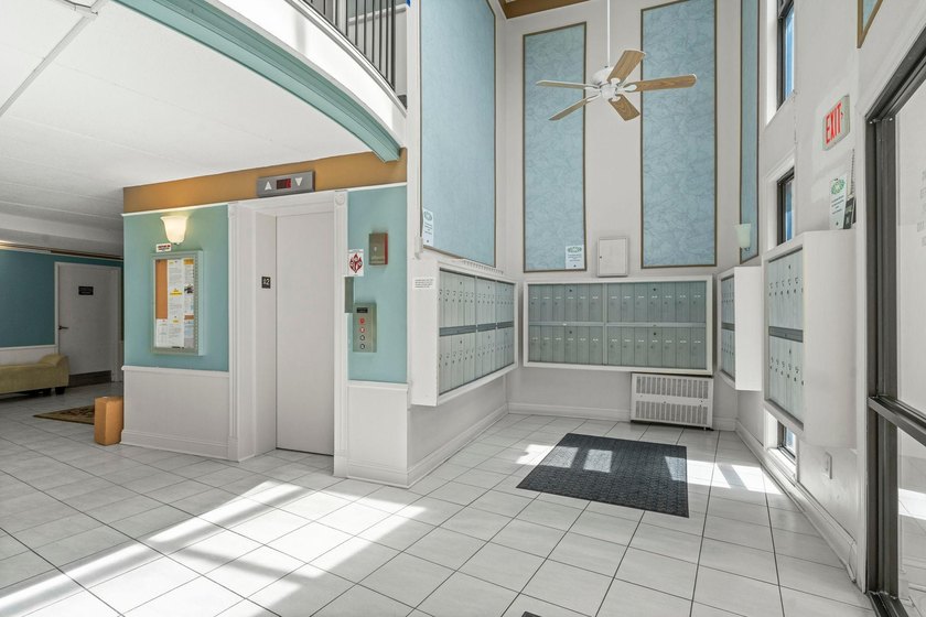 Rare opportunity to own a stunning 4th-floor corner unit in the - photo 44