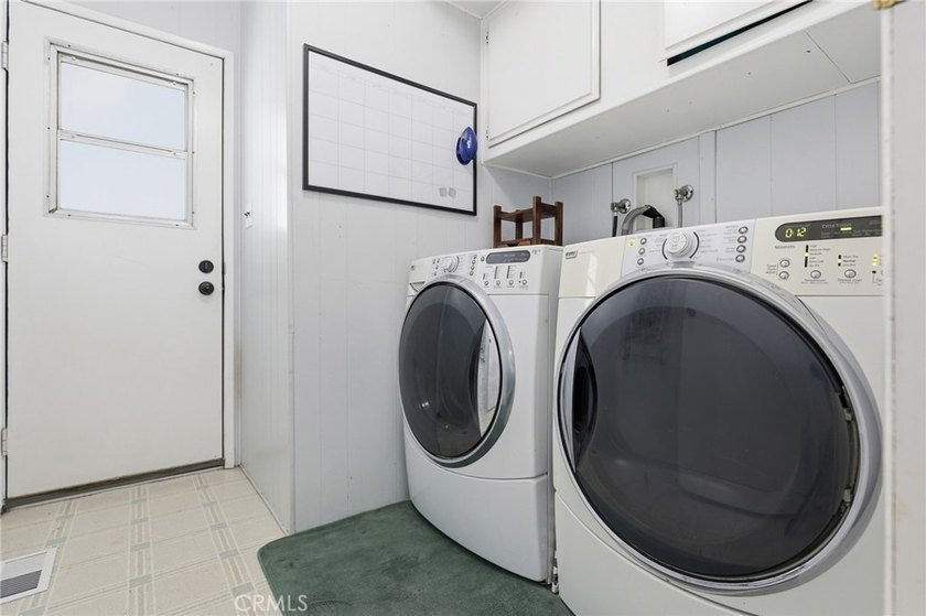 Welcome to your coastal retreat in the highly desirable - photo 23