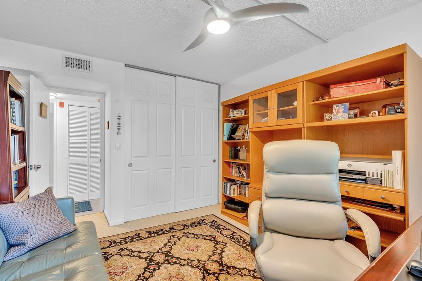 Gorgeous corner 3/2 with wraparound balcony facing southeast for - photo 30