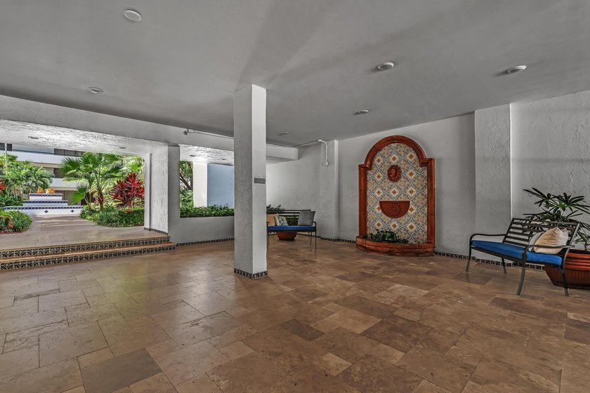 Gorgeous corner 3/2 with wraparound balcony facing southeast for - photo 45