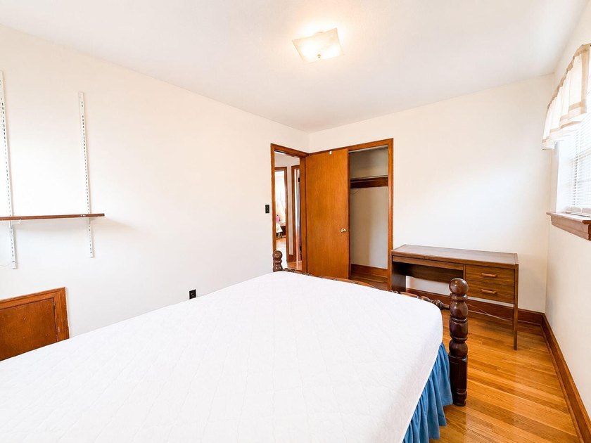 Welcome to 425 Goodwin Ave! A solid brick ranch that's the - photo 14