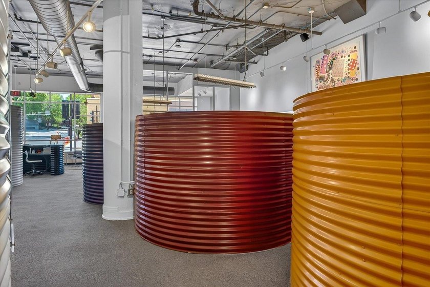 Contemporary, unique office condominium in the heart of vibrant - photo 24