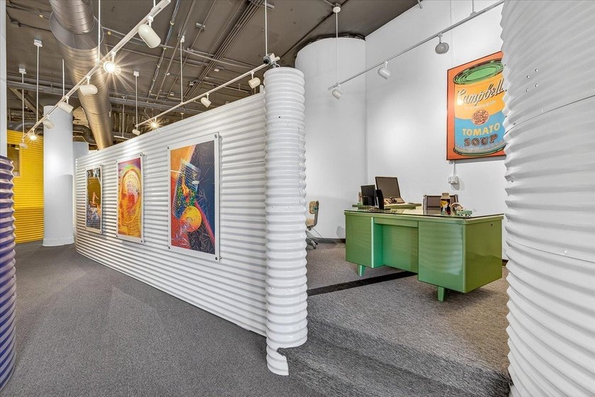 Contemporary, unique office condominium in the heart of vibrant - photo 27