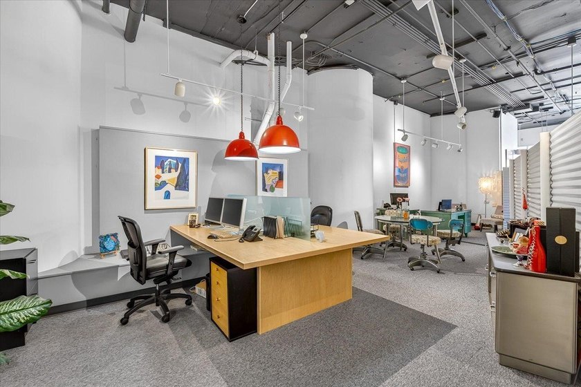 Contemporary, unique office condominium in the heart of vibrant - photo 30