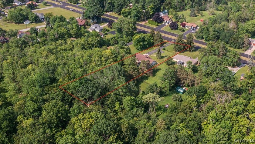 Showings start Thursday July 16 at 9:00 am with negotiations - photo 13