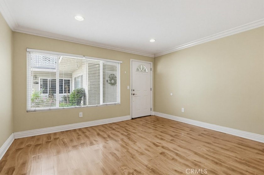 Don't miss this nice 1 bedroom, 1 bath 1st floor condo with a - photo 15