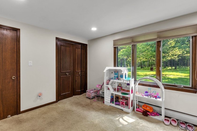 Showings start Thursday July 16 at 9:00 am with negotiations - photo 30