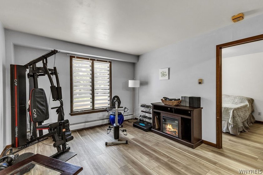 Showings start Thursday July 16 at 9:00 am with negotiations - photo 38