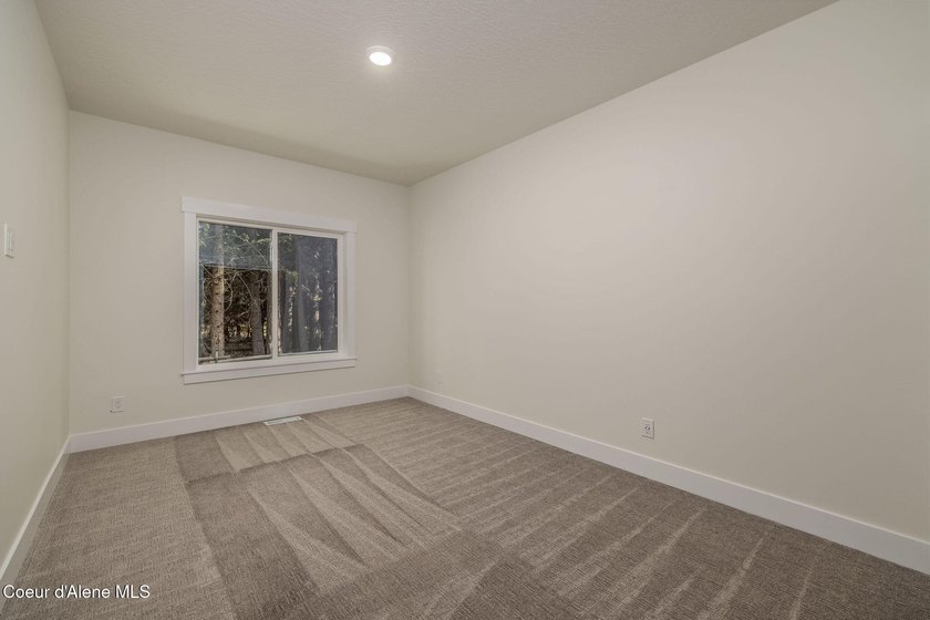 Beautiful New Home, Just completed with 3641+/-sq ft, this Multi - photo 15