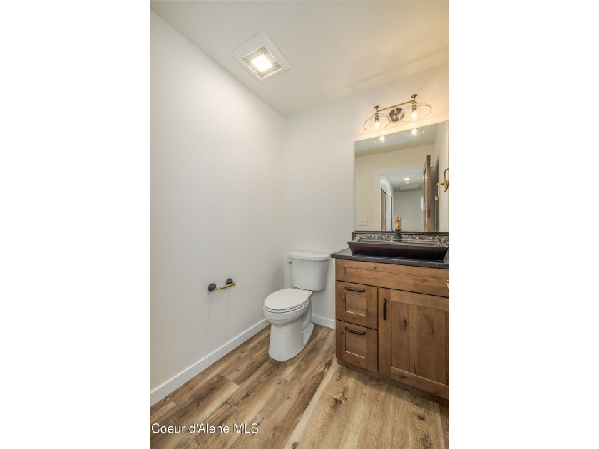 Beautiful New Home, Just completed with 3641+/-sq ft, this Multi - photo 24