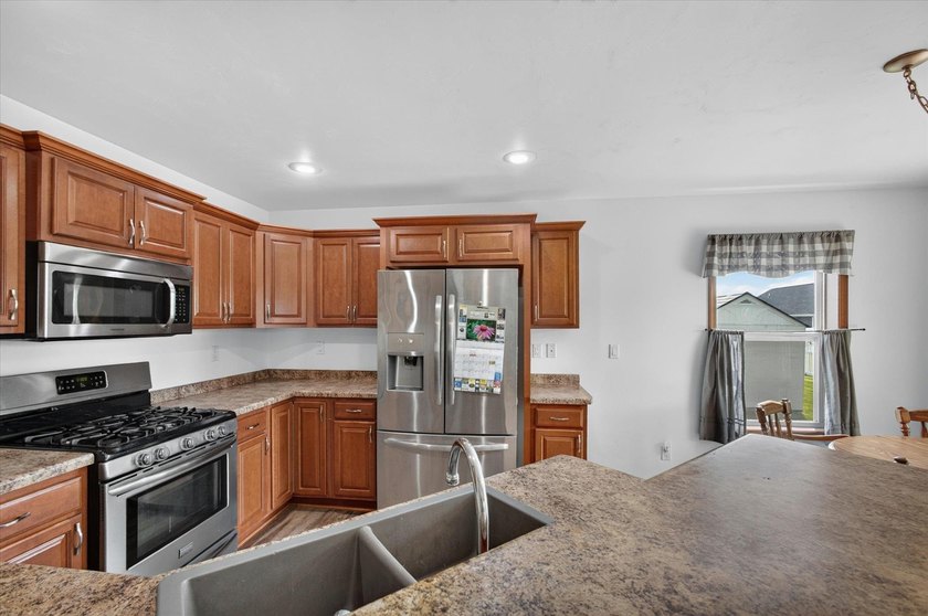 Don't miss this 2009 Energy Star approved ranch home in East De - photo 17