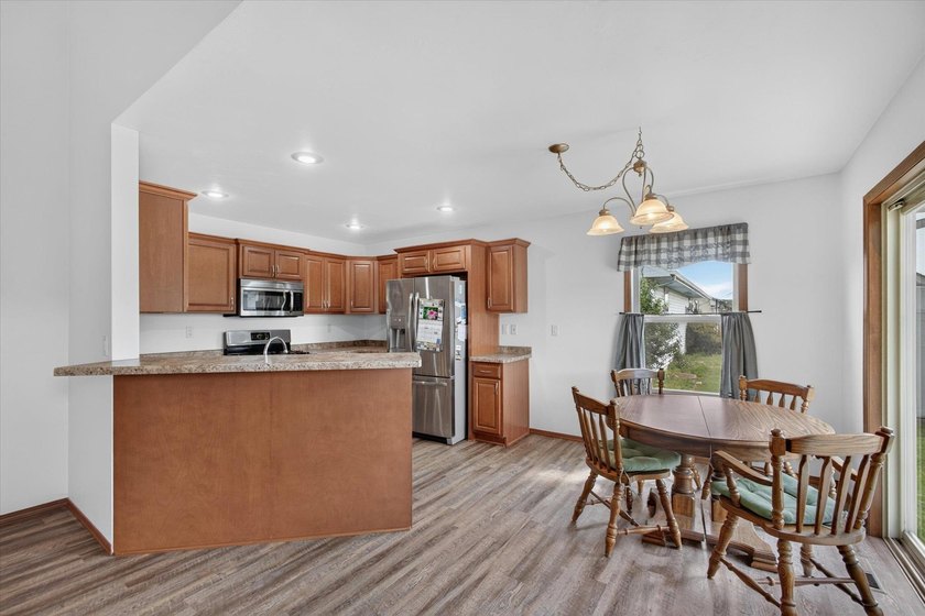 Don't miss this 2009 Energy Star approved ranch home in East De - photo 18
