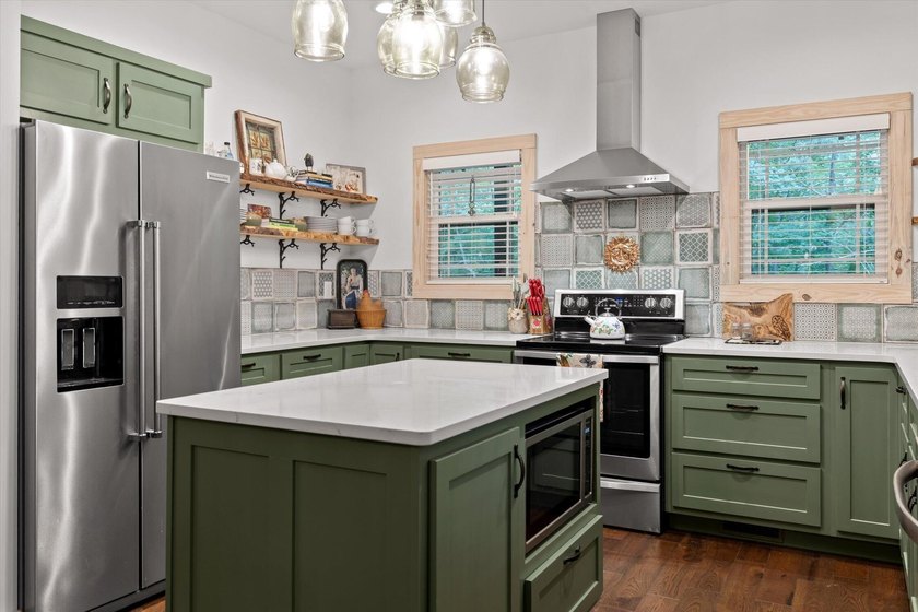 Riverfront Craftsman Retreat on the Middle Fork of Little River - photo 34